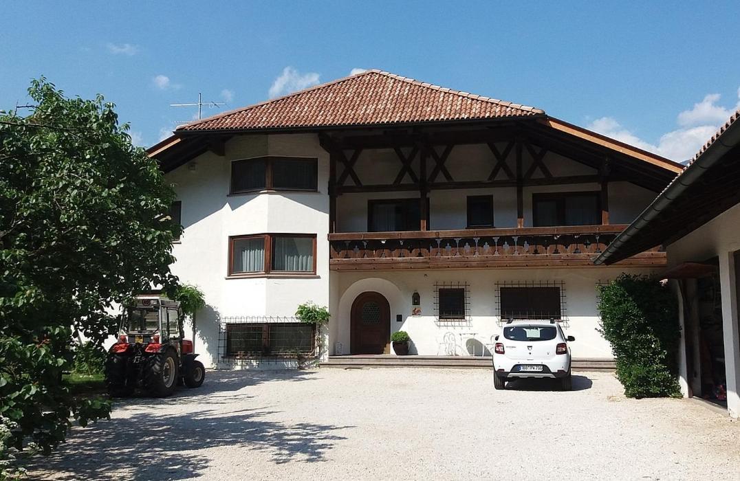 Mittelbergerhof Ferienwohnungen Vilpiano Exterior foto